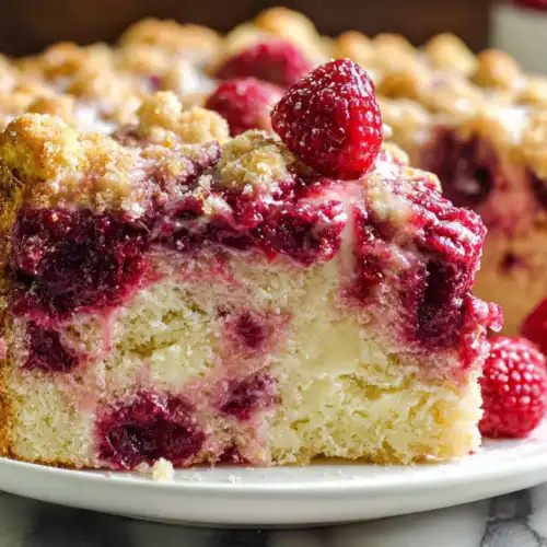 Raspberry Cream Cheese Coffee Cake That Will Make Your Morning Unforgettable 3 Raspberry Cream Cheese Coffee Cake That Will Make Your Morning Unforgettable